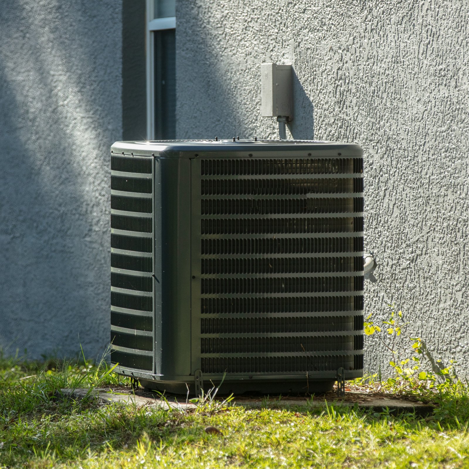 AC TO THE MAX, INC owners — trusted local HVAC experts in Phoenix